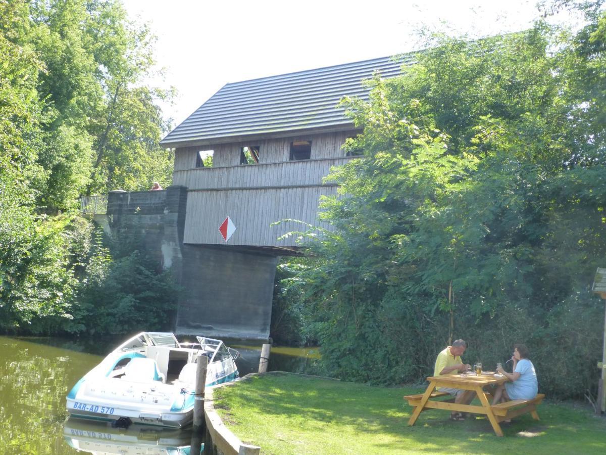Zwei Seen Ferienhaus Canow ภายนอก รูปภาพ